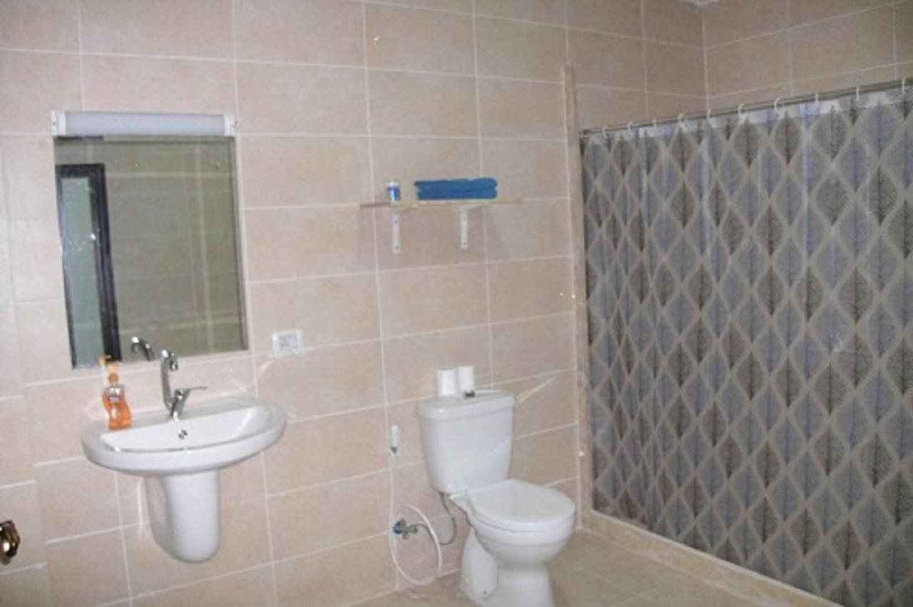 Faraseen Apartments Al Qastal 外观 照片